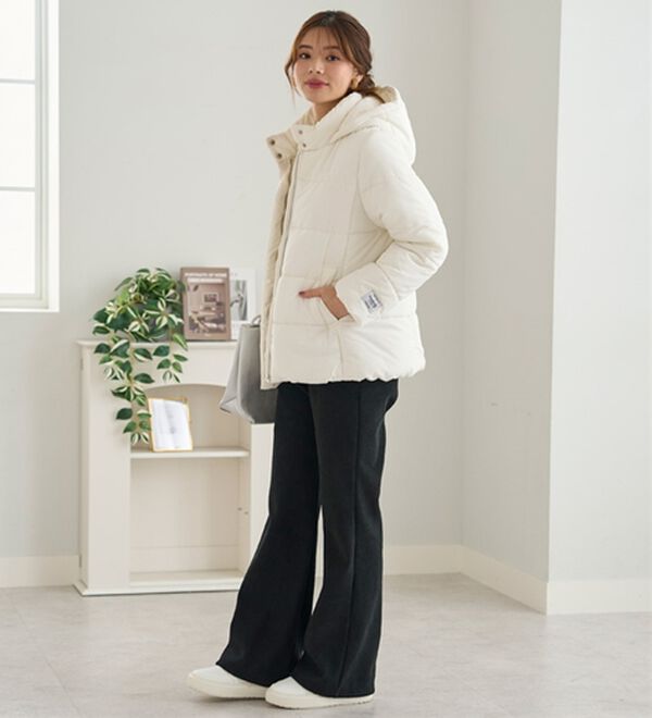 BELLUNA（ベルーナ）の「軽くてあったか！中わたショート丈アウター（ショートコート）」｜詳細画像