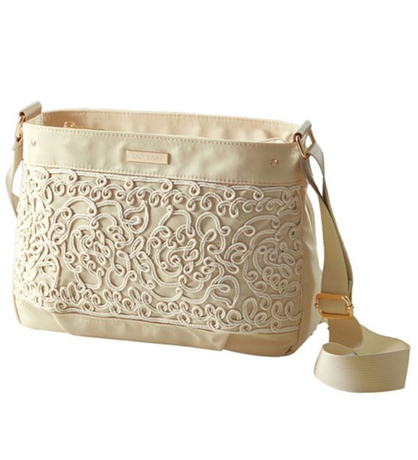 BELLUNA（ベルーナ）の「【２点セット】＜ＬＡＺＹ　ＳＵＳＡＮ＞花柄コード刺しゅう同色２点セット（ショルダーバッグ）」｜詳細画像