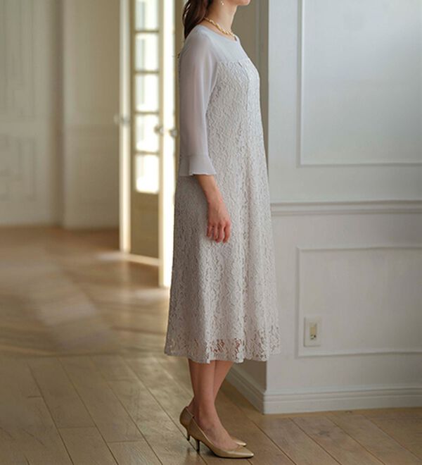 BELLUNA（ベルーナ）の「シャンタン素材ノーカラージャケットレースワンピースアンサンブル（ワンピースセットスーツ）」｜詳細画像