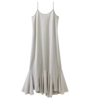 LAVIENNE（ラヴィエンヌ）の「【コーデにプラス！】裾魅せシフォンワンピース（肌着・インナーウェア）」｜ライトグレー