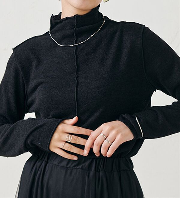 RANAN（ラナン）の「前後２ＷＡＹ！メロウ使いニットソーフリルプルオーバー（カットソー）」｜詳細画像