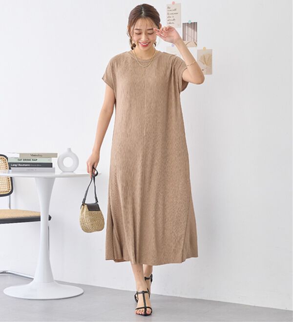 alotta（アロッタ）の「【４つの機能付】ひんやり楽ちん快適！フレアーワンピース（カットソーワンピース）」｜詳細画像