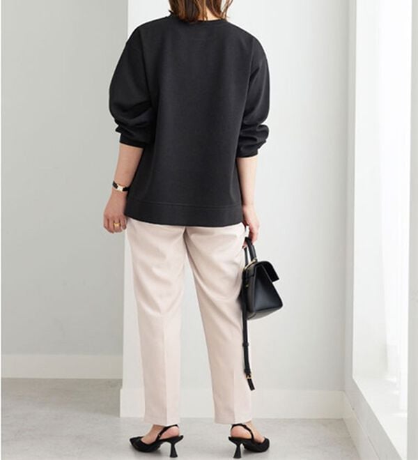 BELLUNA（ベルーナ）の「サイドラインテーパードパンツ（フルレングスパンツ）」｜詳細画像