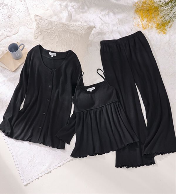 YU'NOW（ユナウ）の「【３点セット】カップ付ワッフルキャミソールルームウェアセット（パジャマ・ルームウェア）」｜詳細画像