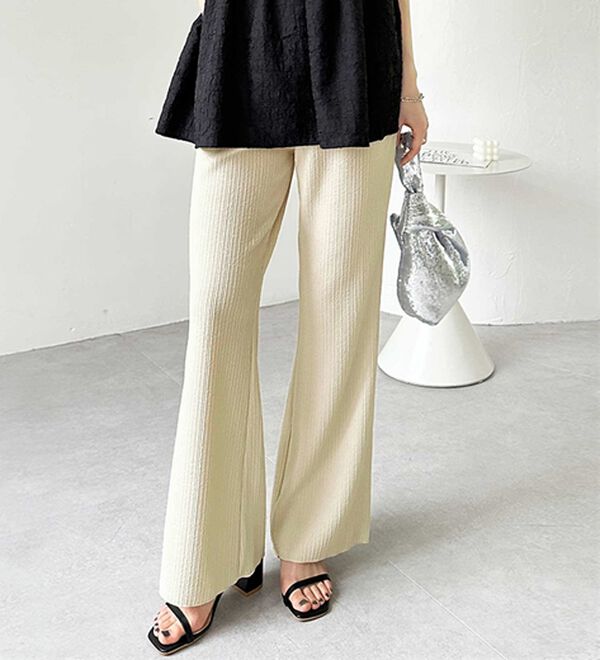 GeeRA（ジーラ）の「セルフカット美脚魅せセミフレアパンツ（フルレングスパンツ）」｜詳細画像