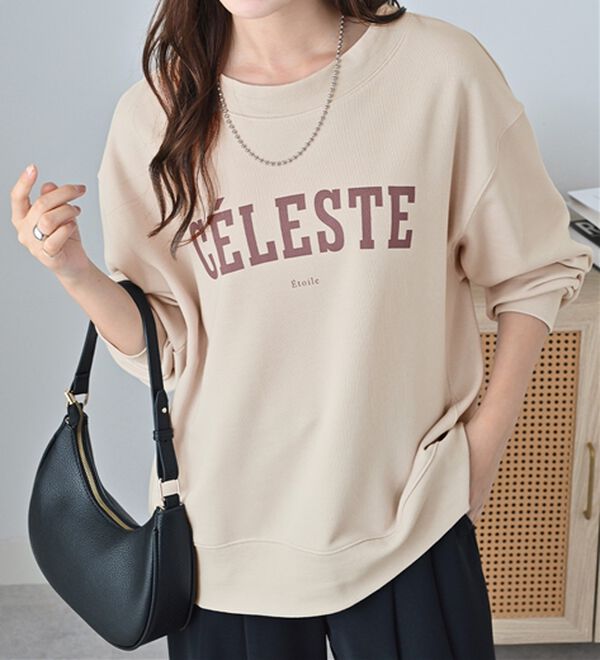 Viola e Viola（ヴィオラ エ ヴィオラ）の「ゆるシルエット裏毛ロゴスウェット（カットソー）」｜グレージュ