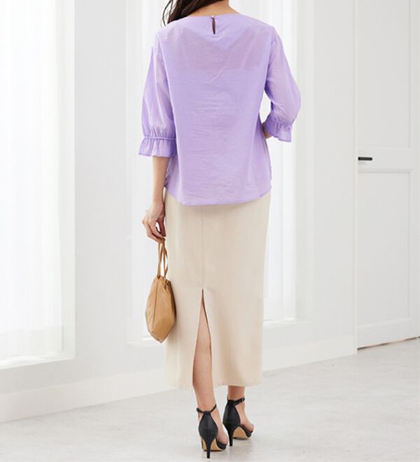 BELLUNA（ベルーナ）の「【店舗・ネット限定】モチーフレース使い袖ギャザーブラウス（ブラウス）」｜詳細画像