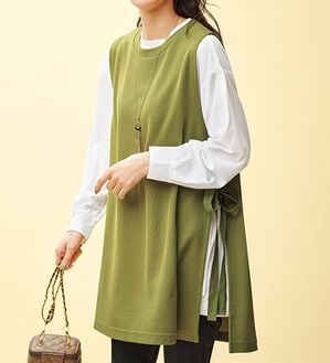 BELLUNA（ベルーナ）の「あぜ素材サイドリボン使いベストアンサンブル（アンサンブル）」｜詳細画像