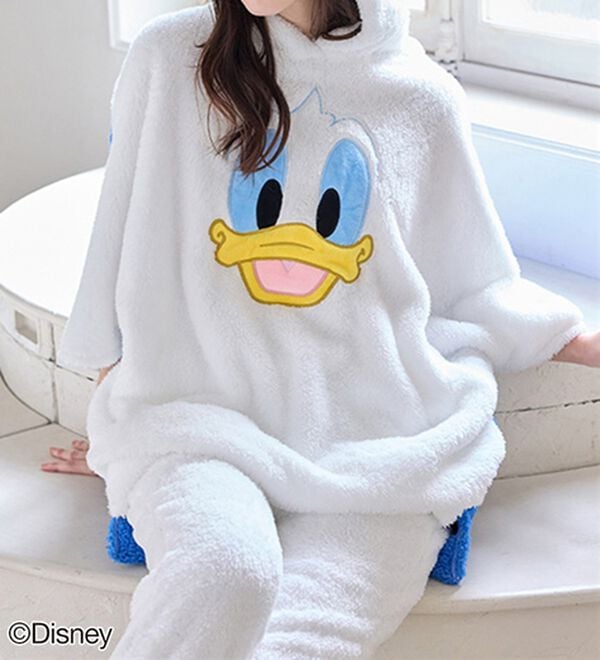 BELLUNA（ベルーナ）の「＜Ｄｉｓｎｅｙ＞【ドナルドダック】両面ボアポンチョ（パジャマ・ルームウェア）」｜詳細画像