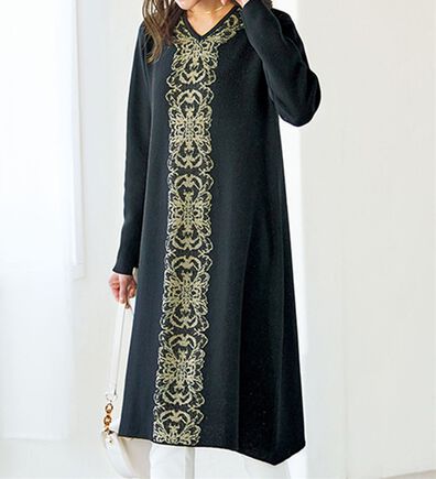 BELLUNA（ベルーナ）の「ラメジャカード編みニットチュニック（ニットワンピース）」