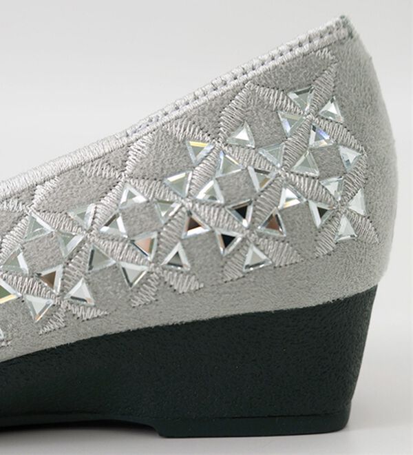 BELLUNA（ベルーナ）の「日本製きらめきビジューパンプス（パンプス）」｜詳細画像