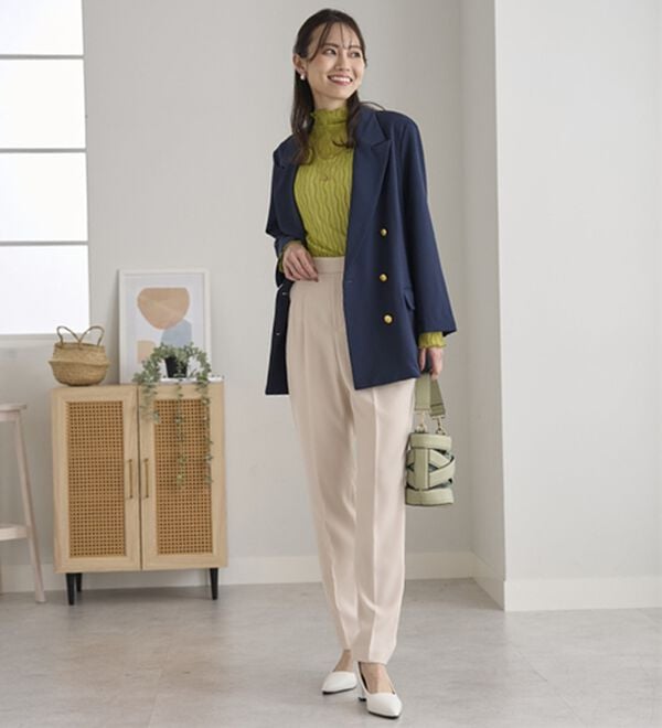 BELLUNA（ベルーナ）の「すっきり見えタックテーパードパンツ（フルレングスパンツ）」｜詳細画像