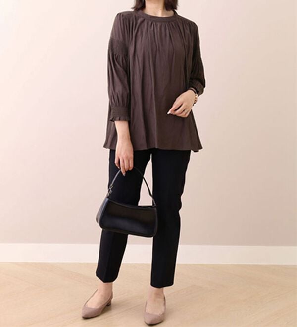 BELLUNA（ベルーナ）の「ビンテージサテンシャーリング使いブラウス（ブラウス）」｜詳細画像