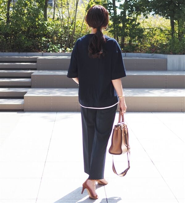 BELLUNA（ベルーナ）の「ワイドネックデザイン重ね着風プルオーバー（カットソー）」｜詳細画像