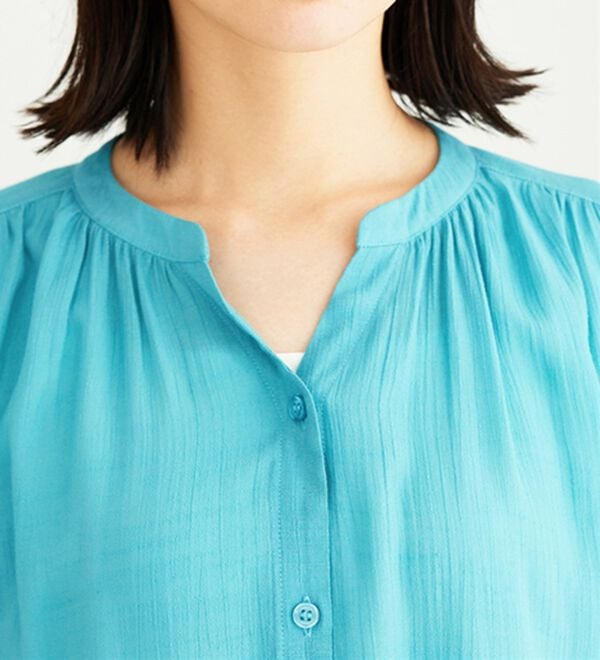 BELLUNA（ベルーナ）の「スラブ素材スキッパーデザインシャツチュニック（チュニック）」｜詳細画像