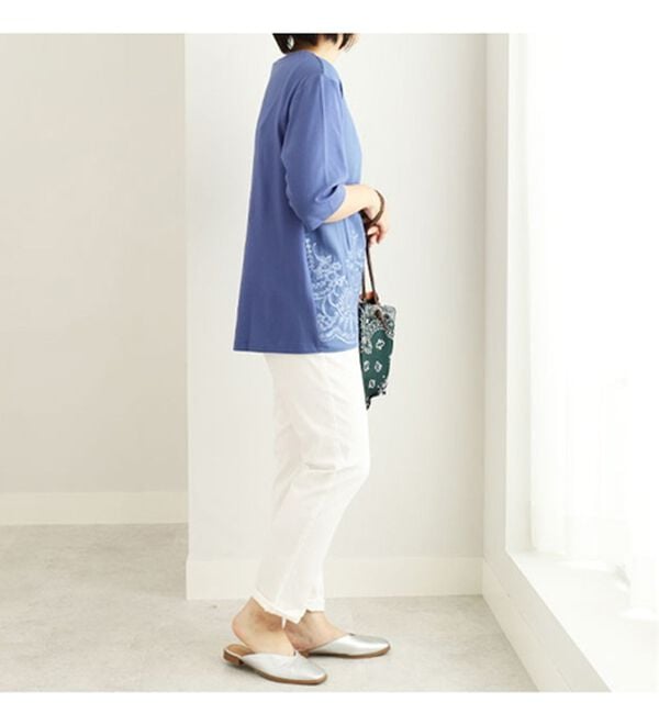 BELLUNA（ベルーナ）の「異素材切替裾刺しゅうチュニック（チュニック）」｜詳細画像