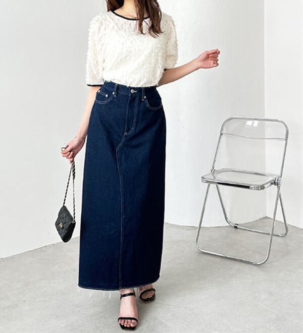 GeeRA（ジーラ）の「バックスリットデニムロングスカート（ロングスカート）」｜詳細画像