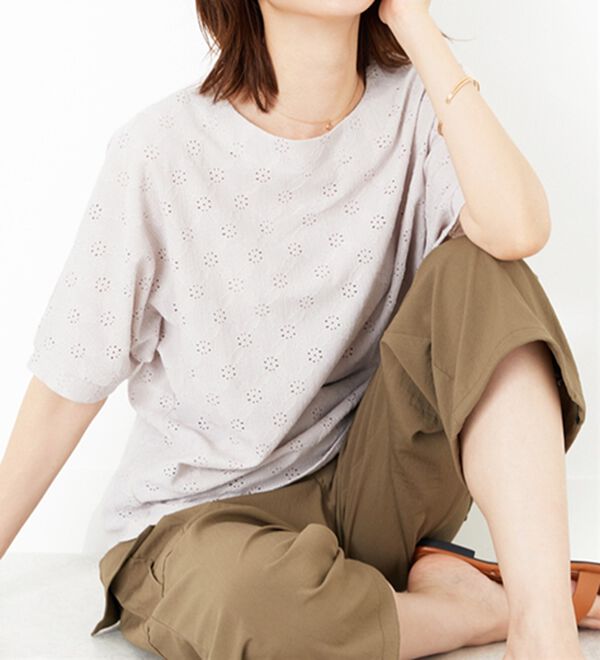 BELLUNA（ベルーナ）の「総レース素材ドルマンプルオーバー（カットソー）」｜詳細画像