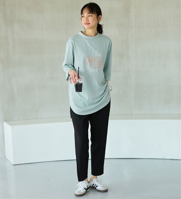 BELLUNA（ベルーナ）の「＜ＥＬＬＥ　Ａｃｔｉｖｅ＞多機能ロゴプリントチュニック（チュニック）」｜詳細画像