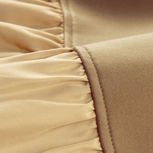 BELLUNA（ベルーナ）の「シームレスダウンデザインベスト（ベスト）」｜詳細画像