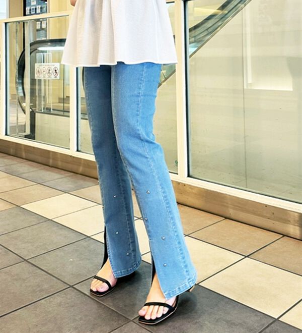 GeeRA（ジーラ）の「ハートスタッズ付フレアーパンツ（フルレングスパンツ）」｜詳細画像