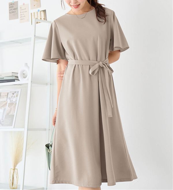 alotta（アロッタ）の「【4つの機能付】ひんやりフレア袖ベルト付ゆるワンピース（カットソーワンピース）」｜詳細画像