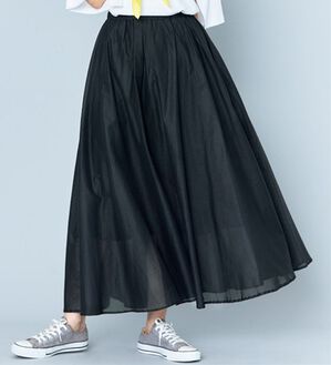 VINNO（ヴィノ）の「綿ボイルサーキュラーマキシスカート（ロングスカート）」｜ブラック