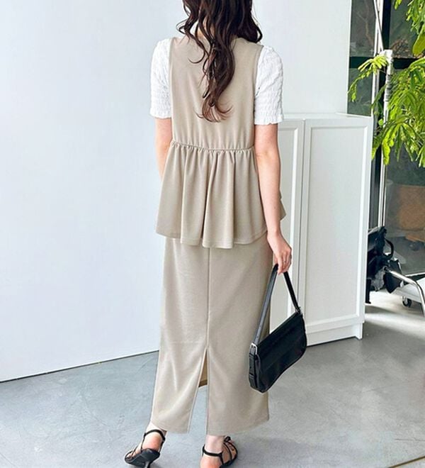 GeeRA（ジーラ）の「楽ちん！ペプラムジャンパースカート（ジャンパースカート）」｜詳細画像