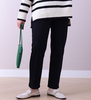 BELLUNA（ベルーナ）の「シアバター加工裏ベロア美脚フレアーパンツ（フルレングスパンツ）」｜黒