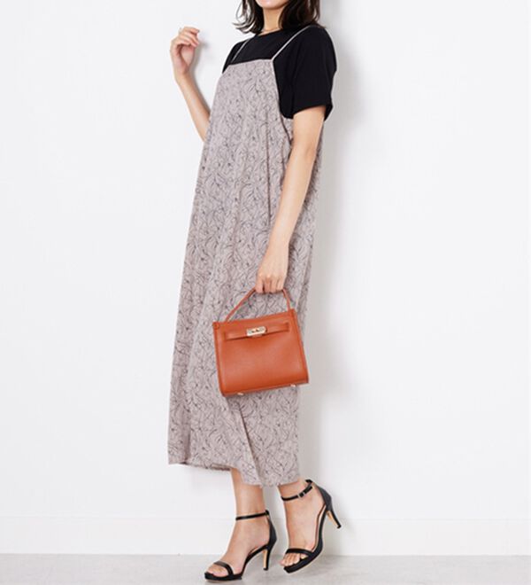 BELLUNA（ベルーナ）の「【2点セット】花柄プリントキャミワンピースアンサンブル（プリントワンピース）」｜詳細画像