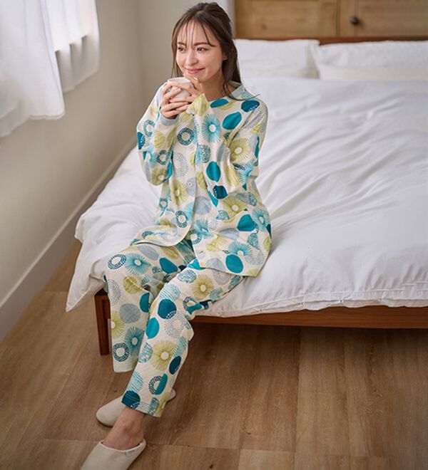 LAVIENNE（ラヴィエンヌ）の「綿入りキルトパジャマ（パジャマ・ルームウェア）」｜詳細画像