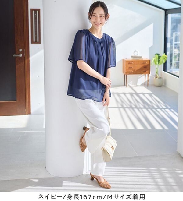 Viola e Viola（ヴィオラ エ ヴィオラ）の「【仕事も！日常も！】カットソー裏地付ギャザーデザインブラウス（ブラウス）」｜詳細画像