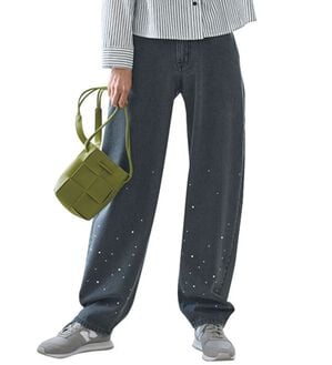 BELLUNA（ベルーナ）の「煌めきストーンカーブデニムパンツ（フルレングスパンツ）」｜グレー