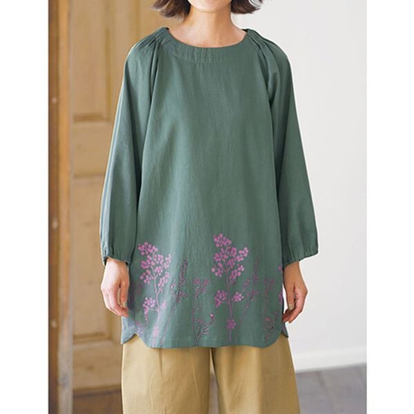 BELLUNA（ベルーナ）の「すぽっと着られる裾刺しゅうチュニック（ブラウス）」｜詳細画像