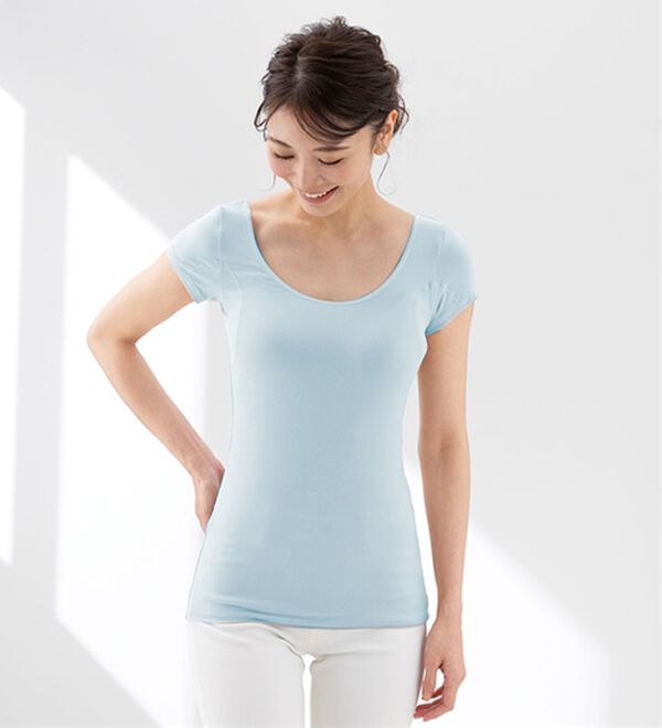 LAVIENNE（ラヴィエンヌ）の「ひんやり汗取りインナー　オフショルダー＜ラヴィクール＞（肌着・インナーウェア）」｜詳細画像