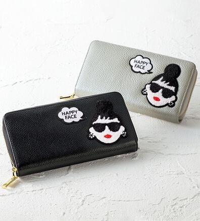 BELLUNA（ベルーナ）の「＜ハッピーフェイス＞牛革ラウンド長財布（財布・パスケース）」