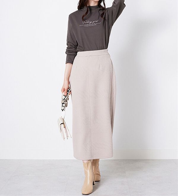 BELLUNA（ベルーナ）の「綿１００％ロゴデザインプルオーバー（カットソー）」｜詳細画像