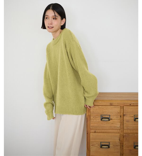 Viola e Viola（ヴィオラ エ ヴィオラ）の「ゆるっとふんわり素材ニット（ニット・セーター）」｜詳細画像