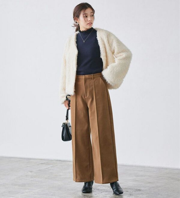 Pierrot（ピエロ）の「レース付ハイネックリブニット（ニット・セーター）」｜詳細画像