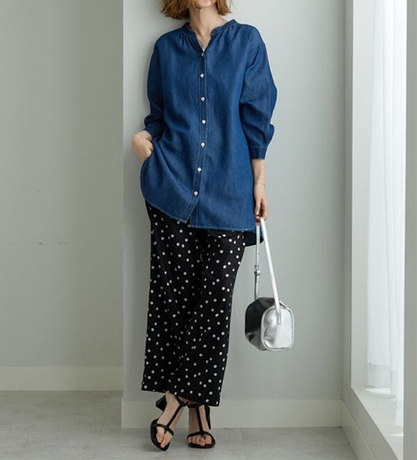 BELLUNA（ベルーナ）の「やわらかデニム素材シャツチュニック（チュニック）」｜詳細画像