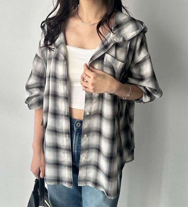 GeeRA（ジーラ）の「羽織にも◎フード付きオーバーサイズシャツ（シャツ）」｜詳細画像