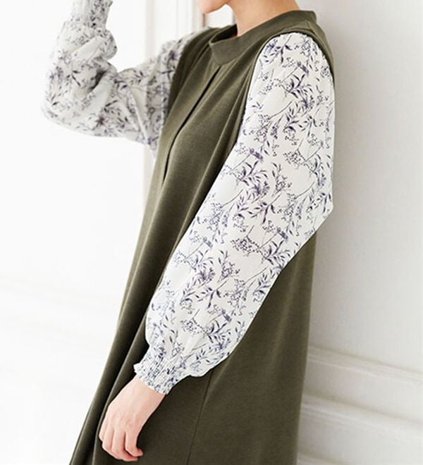 BELLUNA（ベルーナ）の「袖切替デザインハイネックワンピース（その他ワンピース）」｜詳細画像