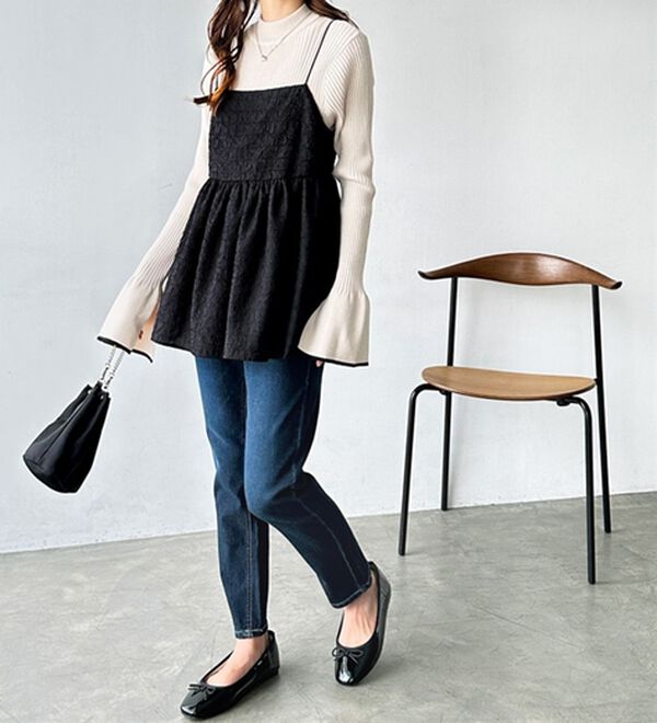 GeeRA（ジーラ）の「美脚シルエットテーパードデニムパンツ（テーパードパンツ）」｜詳細画像