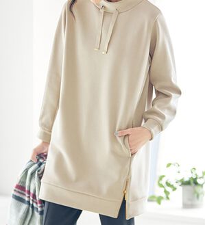 VINNO（ヴィノ）の「スタンドネック裏シャギーパーカーチュニック（チュニック）」｜詳細画像