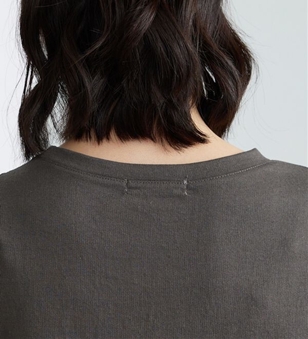 BELLUNA（ベルーナ）の「異素材切替ロゴプリントプルオーバー（カットソー）」｜詳細画像