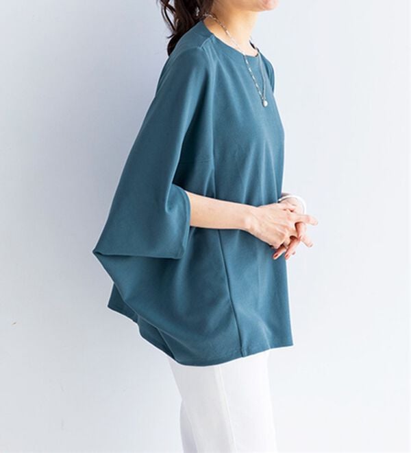 BELLUNA（ベルーナ）の「美しく隠す！技ありカットジョーゼットトップス（カットソー）」｜詳細画像