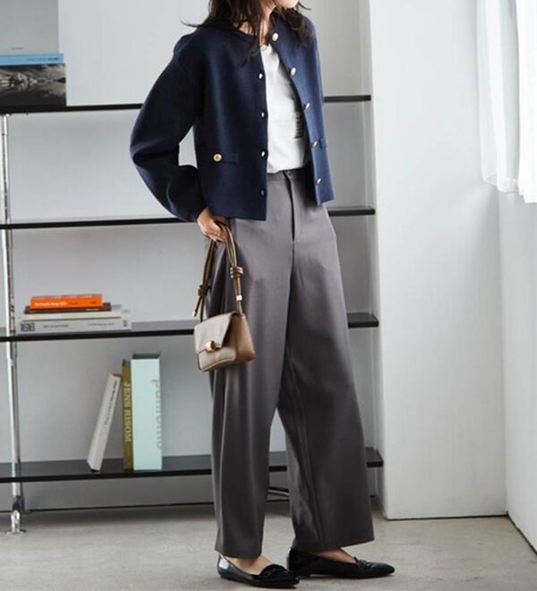 RANAN（ラナン）の「【4つの機能付き】洗える！ゴールド調ボタンニットカーディガン（ニットカーディガン）」｜詳細画像