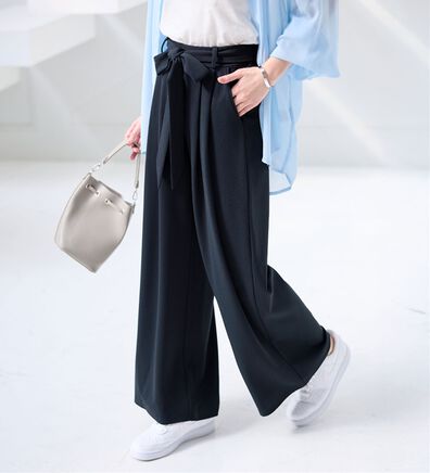 alotta（アロッタ）の「【４つの機能付】ひんやり共布リボン付ワイドパンツ（ワイドパンツ・ガウチョ）」