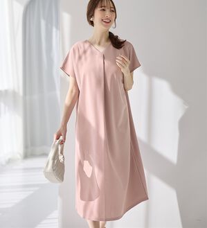 alotta（アロッタ）の「【４つの機能付】ひんやりフロントタックＶネックゆるワンピース（カットソーワンピース）」｜詳細画像