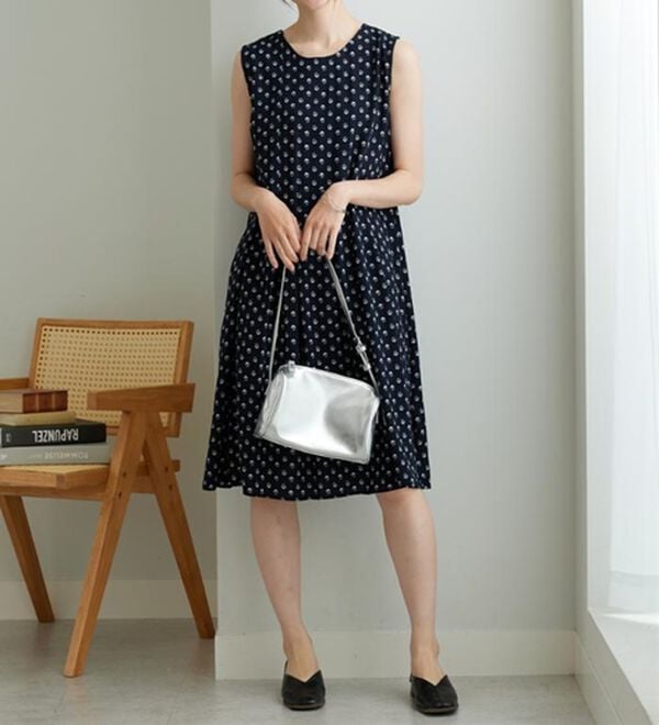 ひんやり接触冷感】レーヨン素材ノースリーブワンピ－ス - ベルーナ